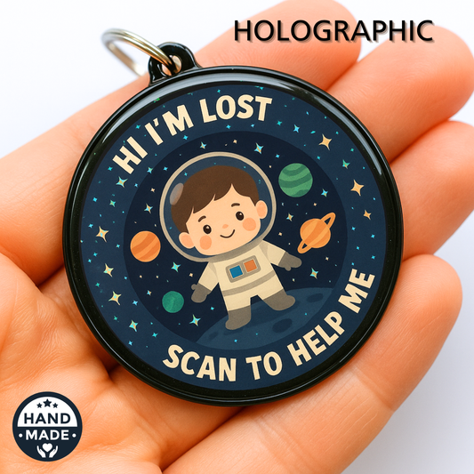 Astronaut In Space | In Case Of Emergency | Emergency Contact For Kids | Lost | Scannable NFC Keychain