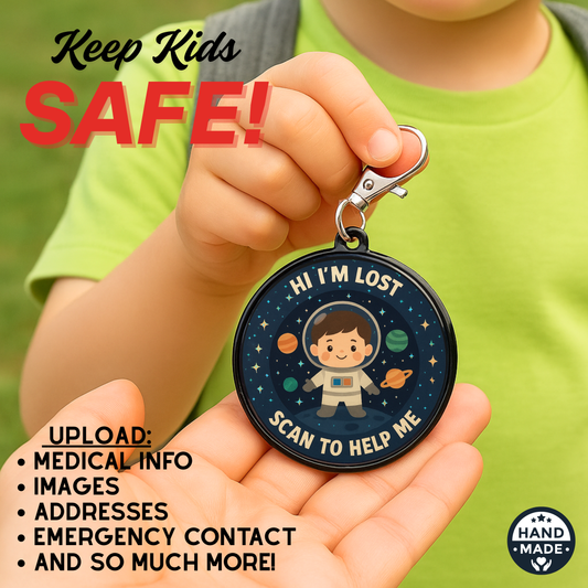 Astronaut In Space | In Case Of Emergency | Emergency Contact For Kids | Lost | Scannable NFC Keychain